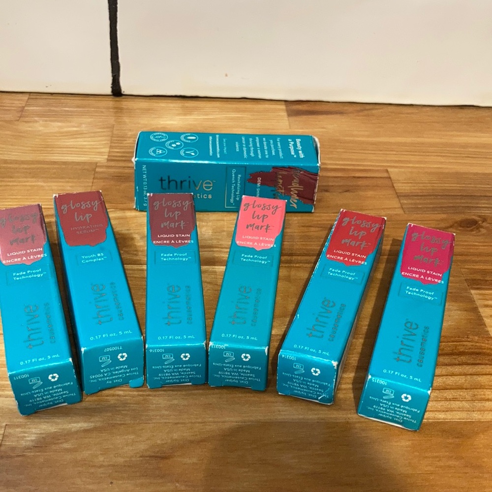 7 piece bundle Thrive Lippies